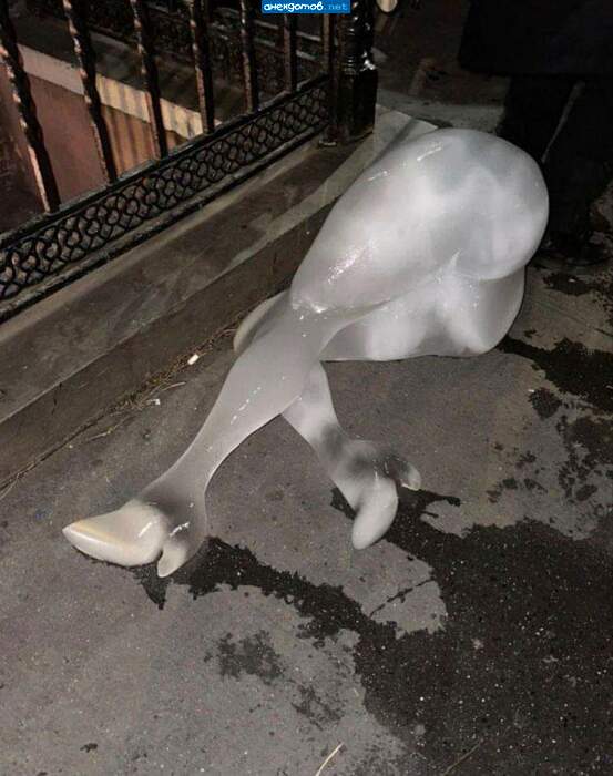 Снегурочка...?