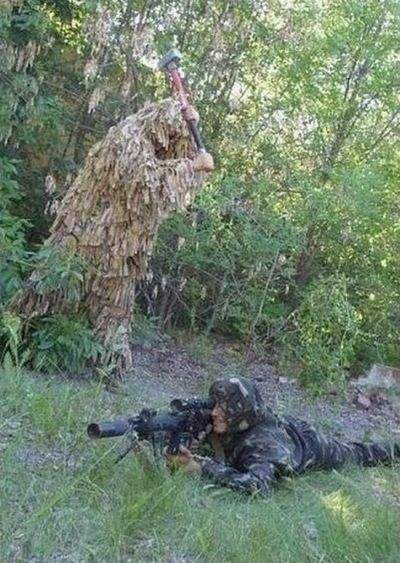 Снайпера застукал!