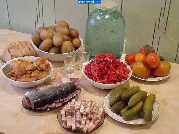 а в банке березовый сок!)))))