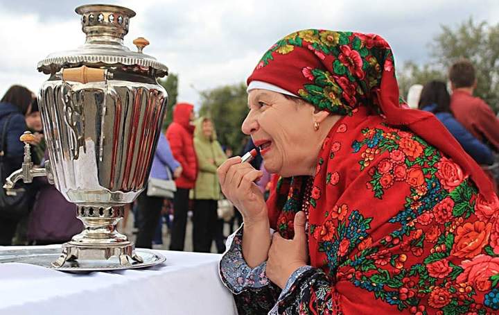 В кривом зеркале вполне ничего.