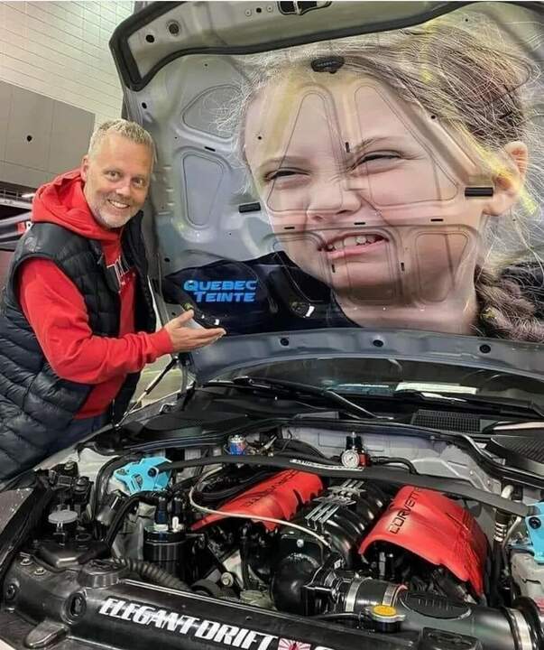 - Что с тобой? - Меня ничто не заводит :-(