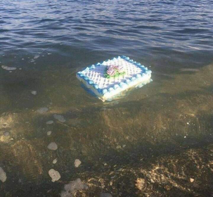 А если он в воде не тонет, то мы такое есть не будем!