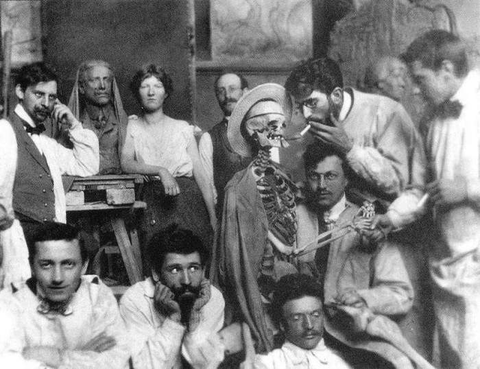 Поручик Голицын, а может, вернемся, Зачем нам, дружище чужая земля?