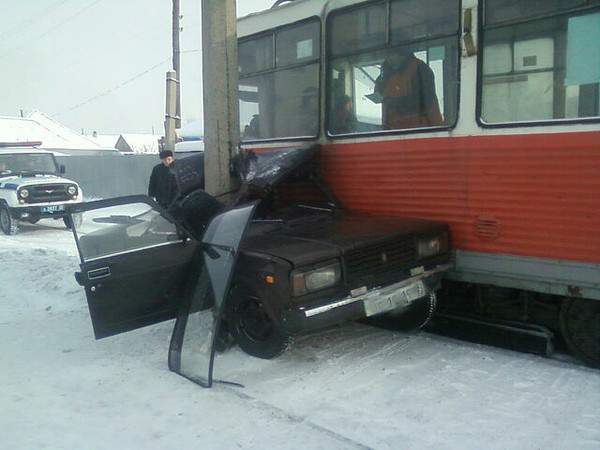 Вряд ли это смешно и прикольно. Не к месту