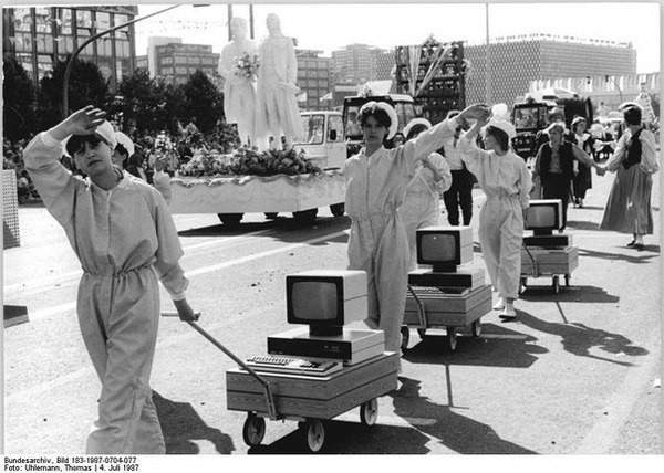 Robotron, ЕМНИПть...