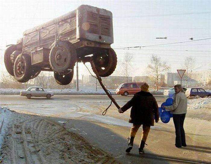 Держи его за хвост, а то улетит