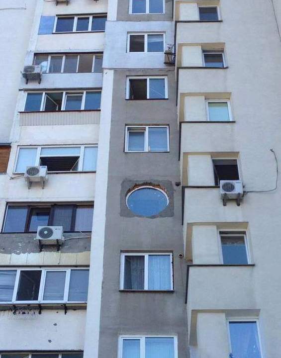 джамшут! ты куда глазок вставил...