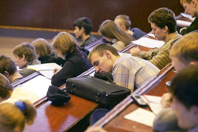 Лучше переспать, чем недоесть.