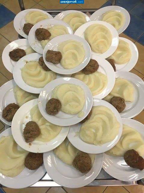 Еще никому не удалось воссоздать вкус столовских котлет!Тайна сия велика есть!