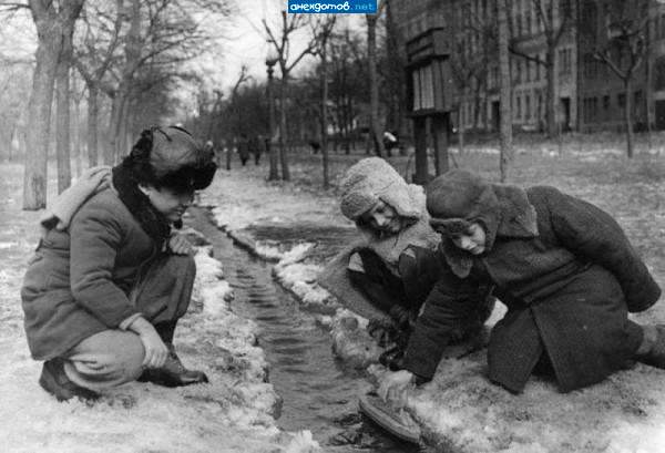 Будущие мореходы в детские 60-е годы