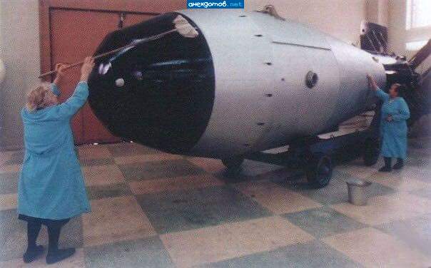 Чистую бомбу и в НАТО кидать приятно.
