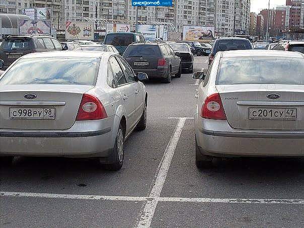 Ну, в пробке и не такое делают