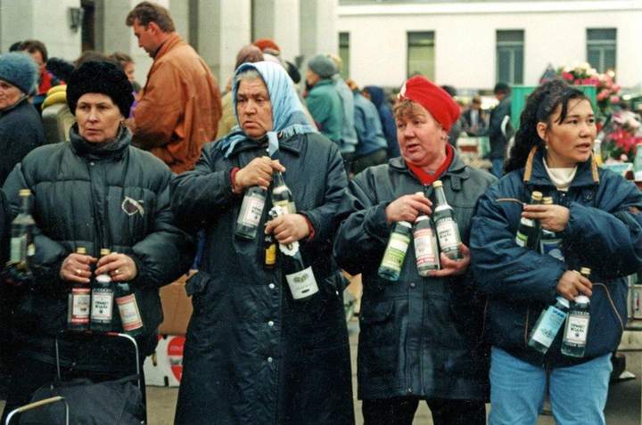 не смешно, 90-е годы