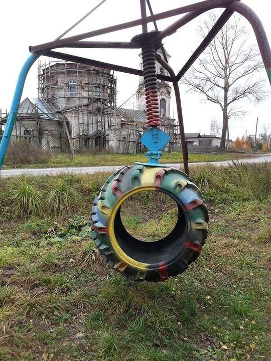 распространенные качели российской глубинки