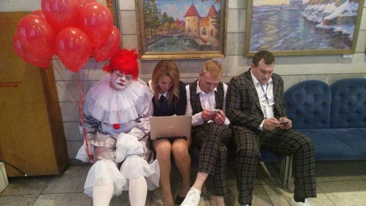 А это наш креативный директор!