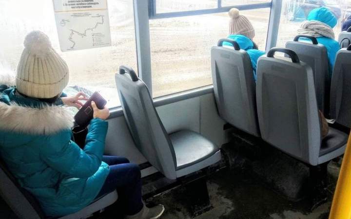 близняшки поссорились