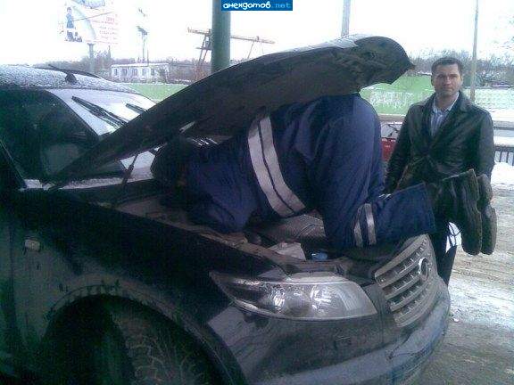 мужик дай денег по хорошему я же всё равно найду где ты их прячешь