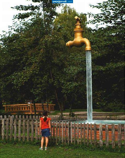 Шланг в воде