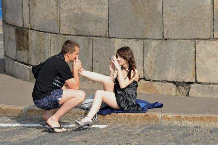 Да, воняет, но не здесь