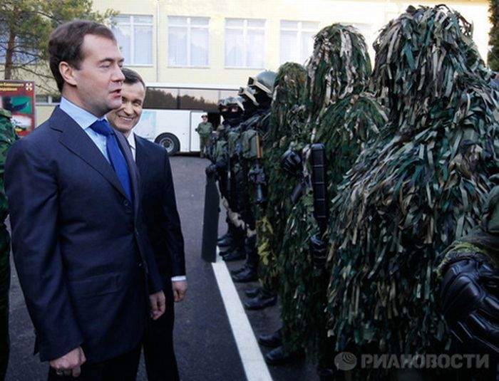 Это, может быть, и йетти, но Дима - муха на котлете!..
