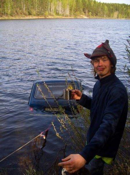 Нууу... За рыбалку.