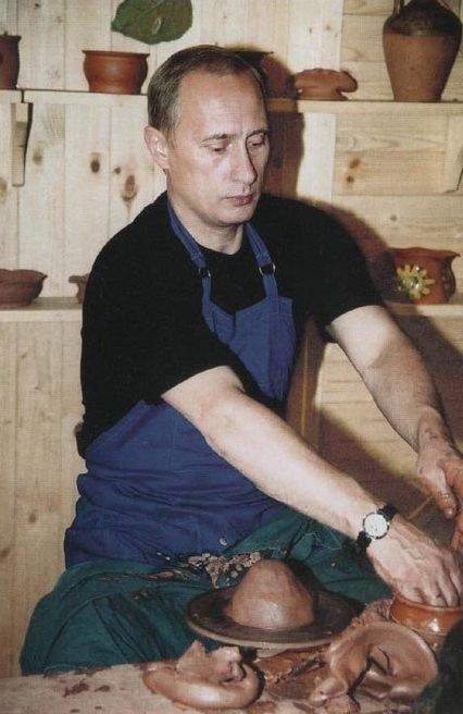 На зону ему уже расчитывать не стоит. Отпердолят и повесят на столбе, как Каддафи