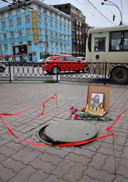любим.... помни... скорбим...