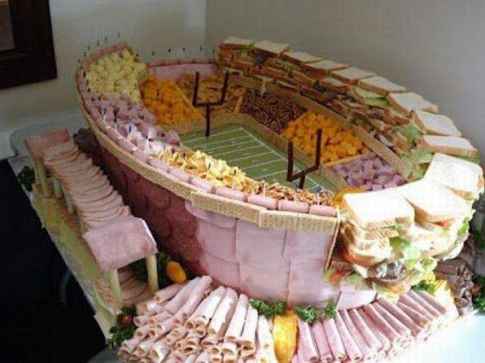 Хлеба!!!Мяса!!!Зрелищ!!!