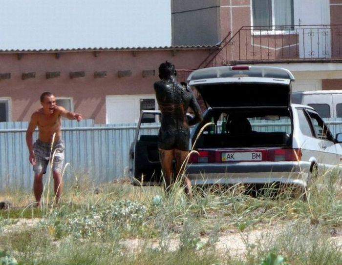 -Доктор,доктор, Как нам быть: Уши мыть или не мыть?