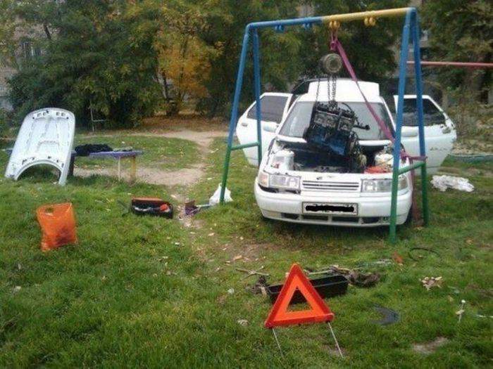 Лучше бы качели починил, козел...