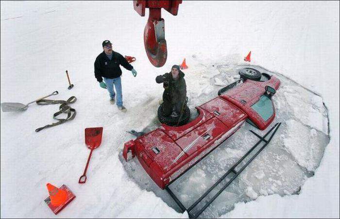 На канистру поймал..