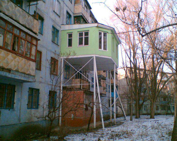 Ничего смешного! Просто хамство и бардак!