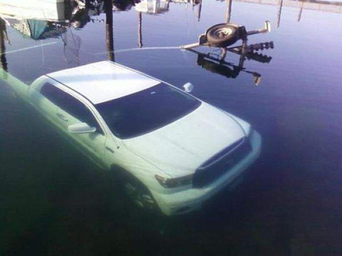 Дорогой, у меня в карбюраторе вода...