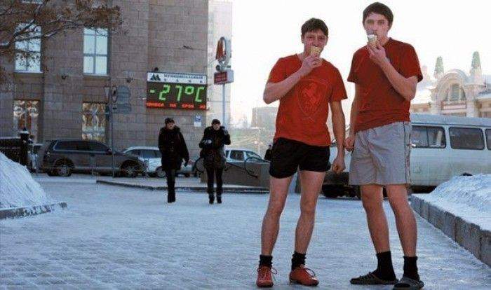 ноги не потеют в носках?