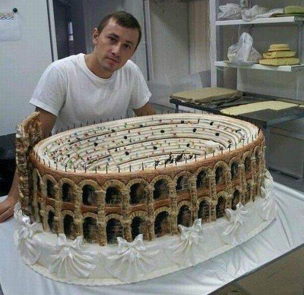 Аве торт! Идущие кушать приветствуют тебя!