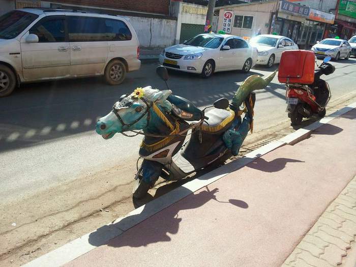 Ну детство в жопе играет.... и что?