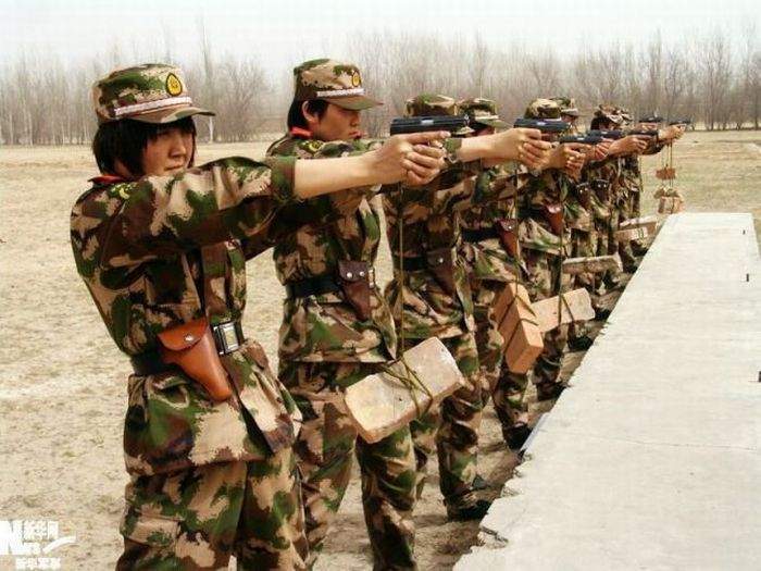 вежливые зеленые человечки перед освоением Сибири