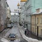 "В Кремль рвется, гад. Там есть где спрятаться."