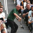 "Охотник! Только пугливый немного"